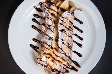 Гонконгская вафля с творожным сыром и бананом