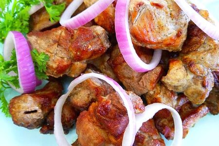 Шашлык из cвинoй шеи