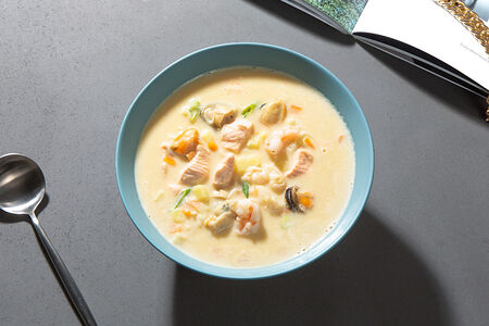 Сливочный суп с морепродуктами