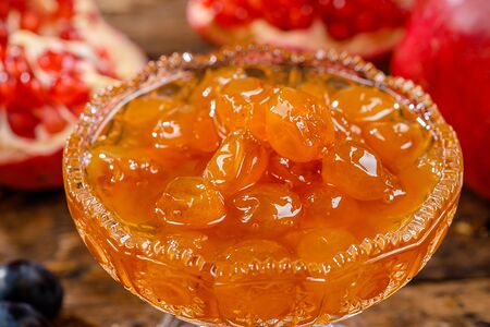 Варенье из белой черешни