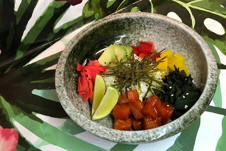 Поке с лососем