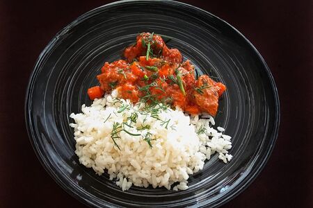 Поджарка из свинины, гарнир на выбор