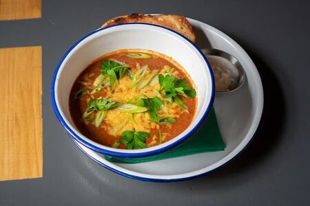 Чили кон карне