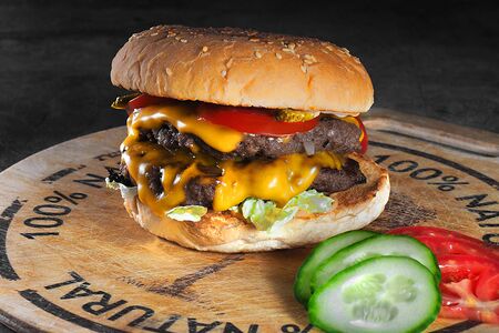 Двойной чизбургер