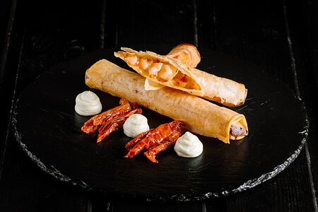 Трубочки с креветками