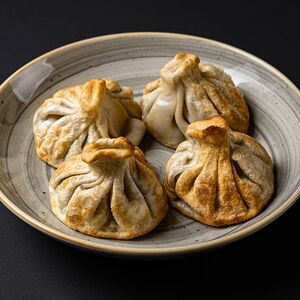 Жареные хинкали с говядиной и свининой