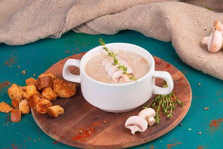 Крем-суп из шампиньонов