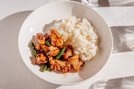 Цыпленок в терияки соусе с рисом