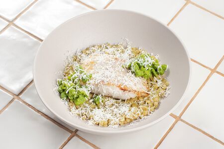 Треска, птитим, зеленый горох