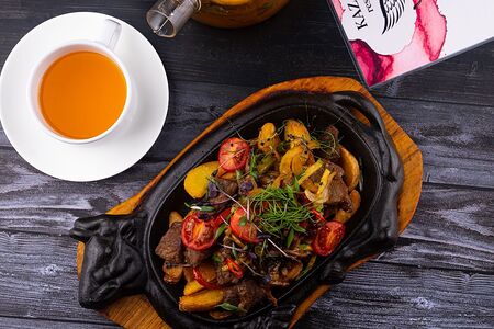 Телятина на сковородочке