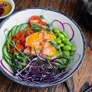 Поке с лососем