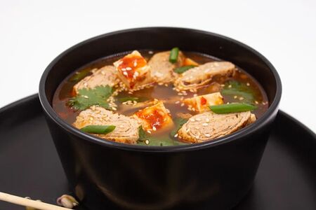 Суп по-сычуаньски с курицей