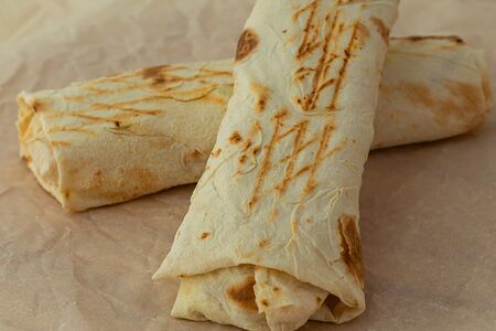 Шаурма с сосиской большая