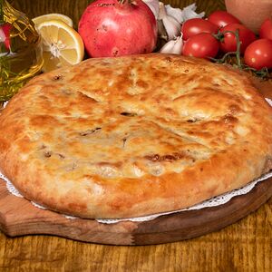 Пирог Кубдари с курицей