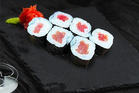 Ролл с тунцом