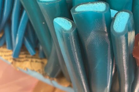 Гигантские палочки малина