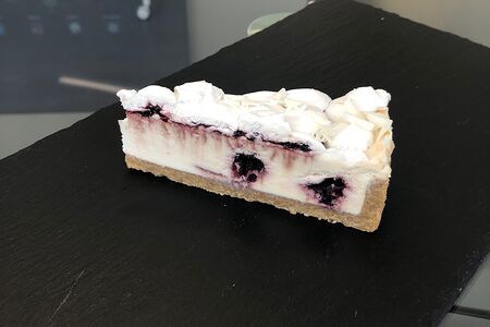 Чизкейк черничный