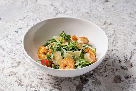 Салат Руккола с авокадо и креветками