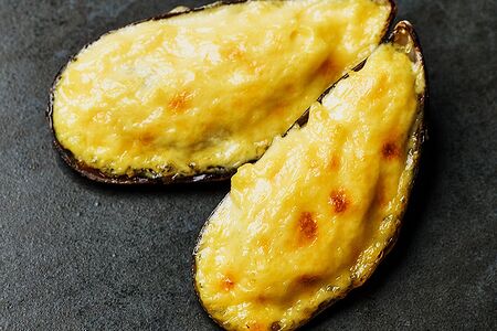 Мидии под сырным соусом