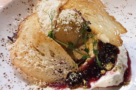 Паштет с вишневым соусом