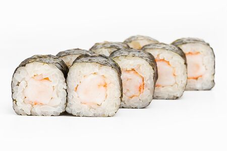 Ролл с креветкой