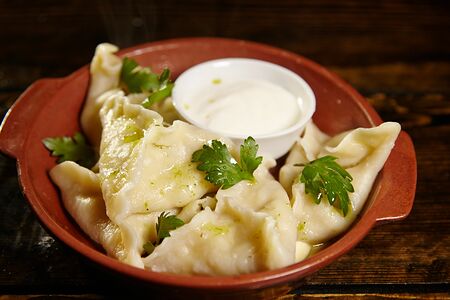 Пельмени с судаком и брынзой