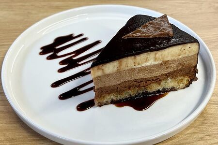 Пирожное Три шоколада