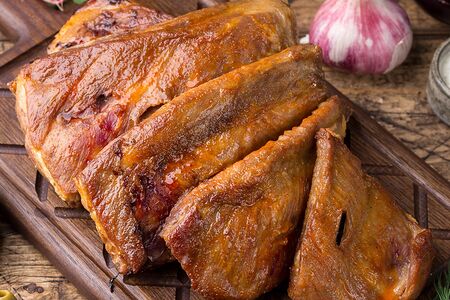 Шашлык из свиных ребрышек