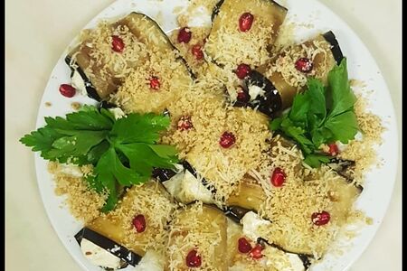Рулет из баклажанов с мясом