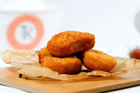 Куриные наггетсы