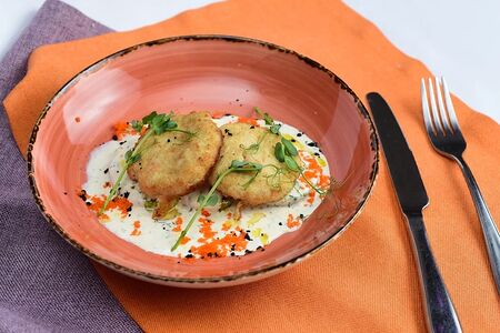 Котлетки из судака с креветками