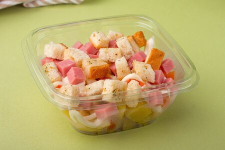 Салат Хит с ветчиной и сыром