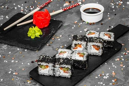 Ролл Черный квадрат