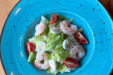 Салат с креветками
