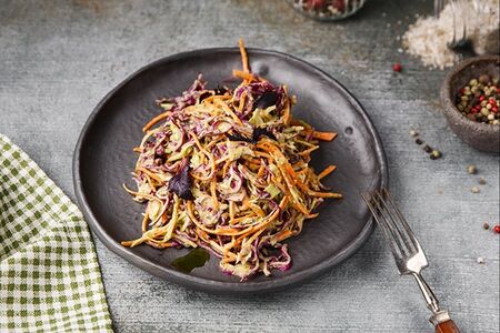 Салат Коул Слоу