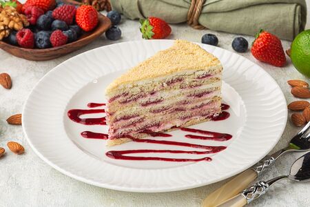 Торт Молочная девочка