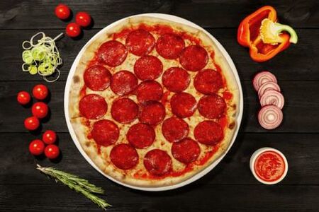 Пицца пеперонни