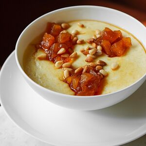 Каша пшённая с карамелизированной тыквой и орехами