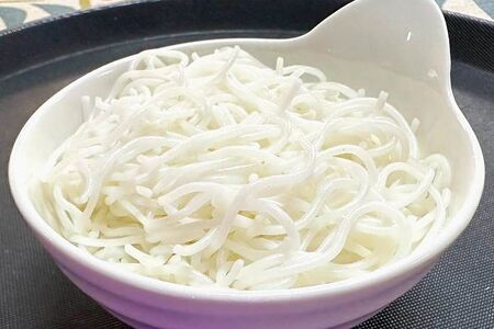 Круглая рисовая лапша