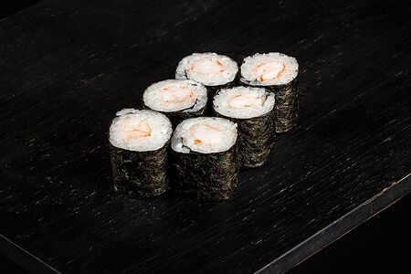 Традиционный ролл с креветкой