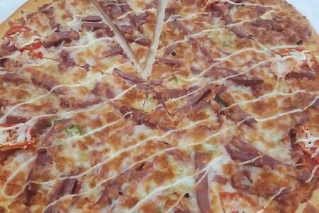 Пицца с ветчиной (халяль)