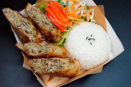 Немы с порцией риса