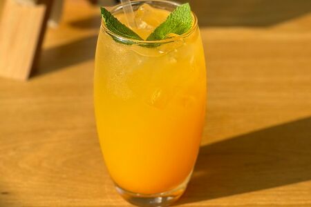 Манго-маракуйя лимонад собственного приготовления