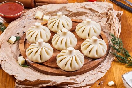 Хинкали с говядиной и свининой