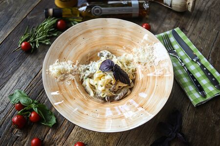 Феттуччине с говядиной и грибами