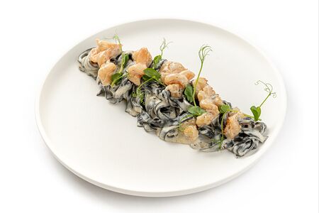 Паста с Креветкой в соусе дор блю