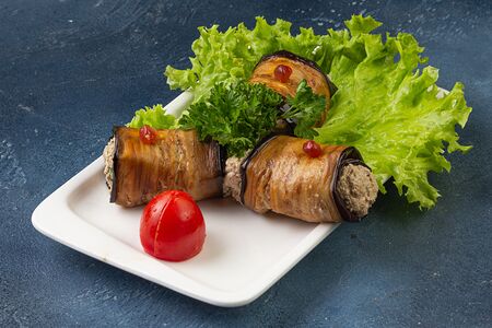 Баклажаны с сыром и чесноком