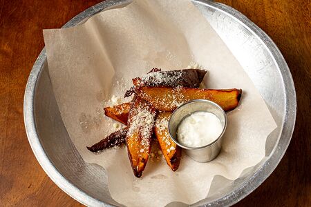 Батат фри с пармезаном