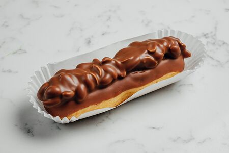 Эклер Сникерс