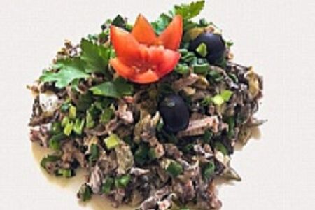 Салат из телятины с овощами